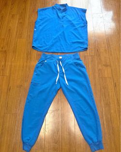 FIG WOMEN’s SCRUB SET