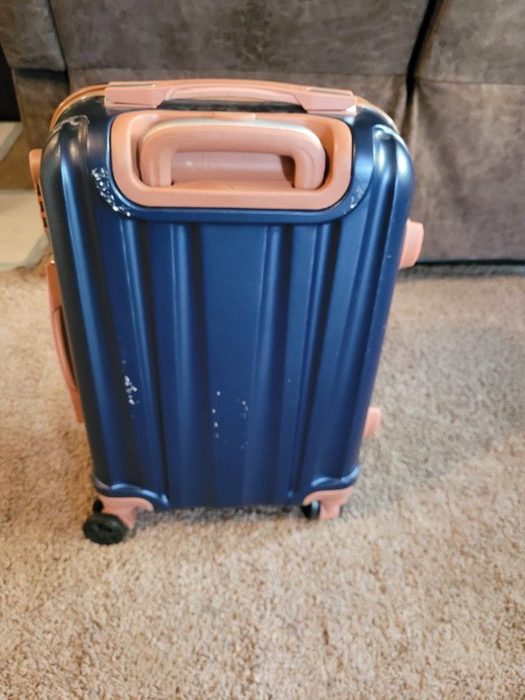 Suit Case