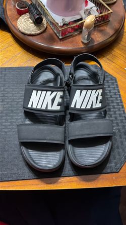 Nike Tanjun Sandals Black size 9