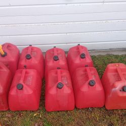 5 Gallon Gas Cans 