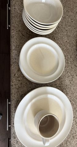 Pottery barn Dinnerware