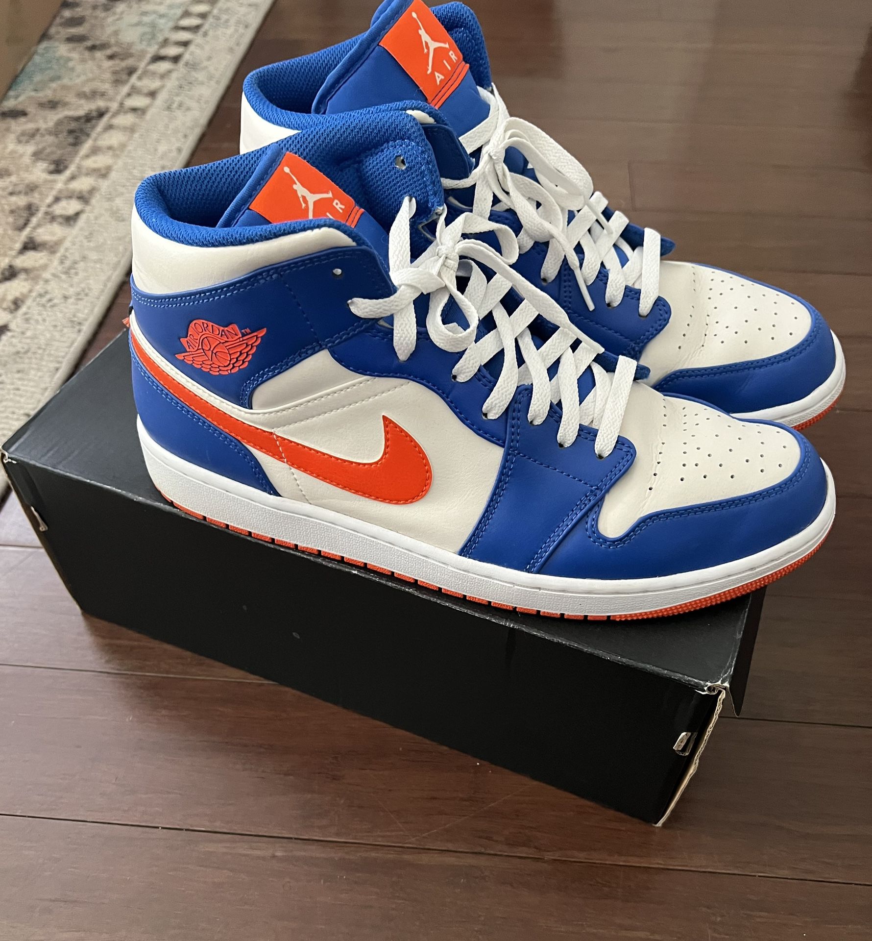 Air Jordan 1 Mid