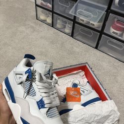 Jordan Retro 4’s Military Blue