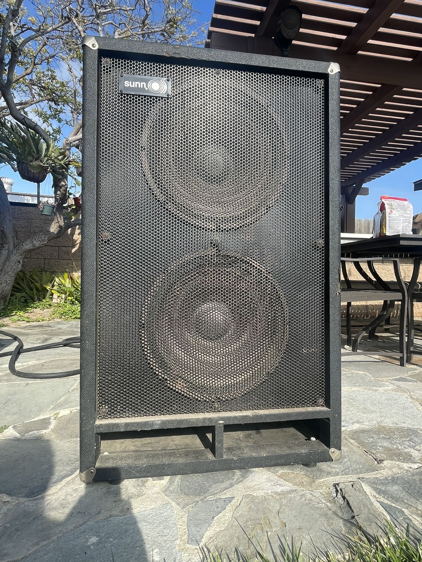 Sunn 2x15 Bass Speaker Cabinet
