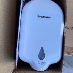 Bremmer Automatic Soap Dispenser