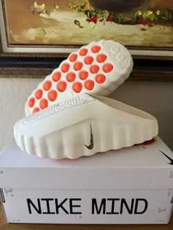 Nike Mind 001 Women’s Sail Sail/Chrome-Hyper Crimson Size 8 HQ4309-100