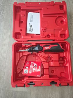 Milwaukee m12 soldering iron with case