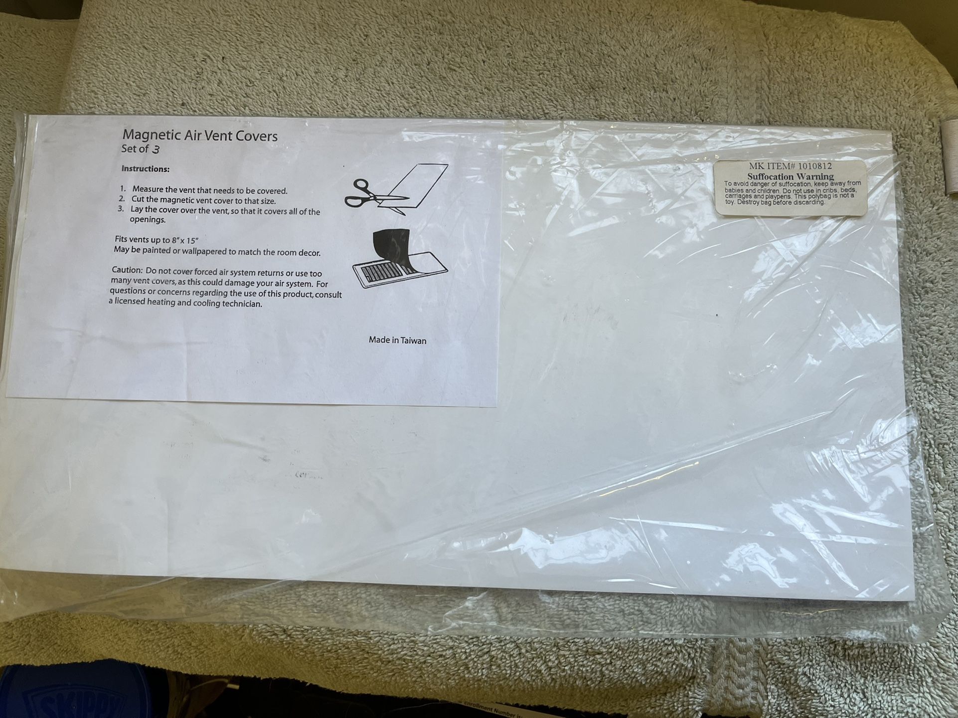 Magnetic vent covers