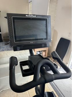 NordicTrack Commercial S15i bike