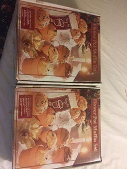 2 flower pot muffin ..never used