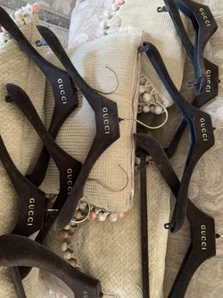 Gucci Hangers 