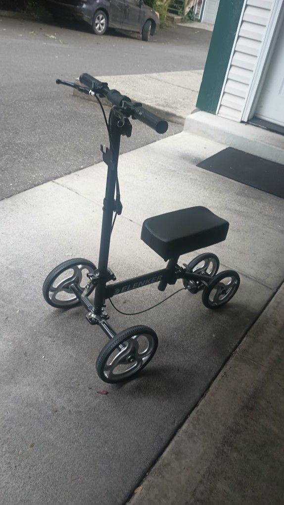 Knee Walker