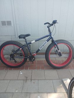 Mongoose fat tire 7 speed