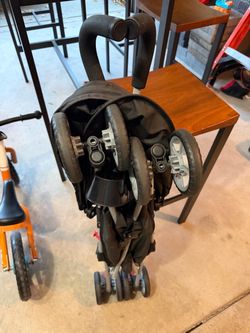 Travel stroller