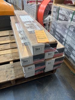 Pergo Outlast+ Marigold Oak 12 mm T x 7.4 in. W Waterproof Laminate Wood Flooring (19.63 sqft/case