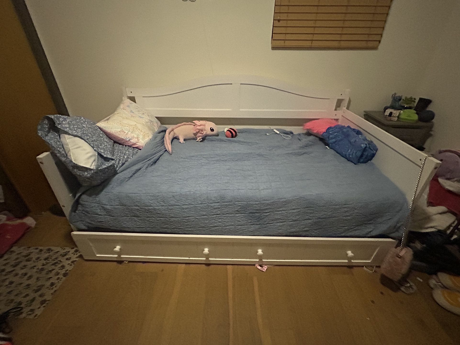 Trundle Bed