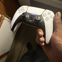 Ps5 Controller , First Come First Serve 