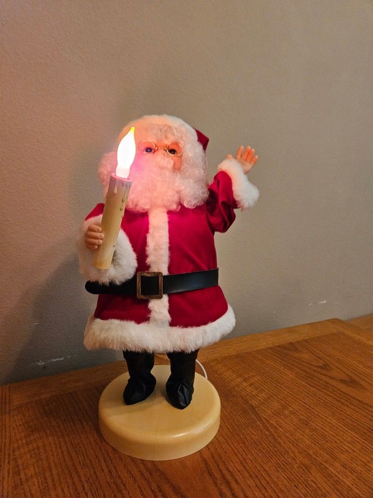 ANIMATED MOVING SANTA LIKE NEW 22" HT