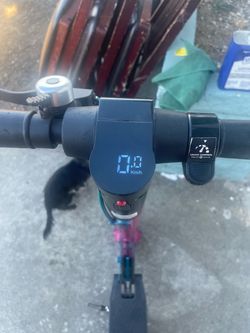 GoTrax E scooter