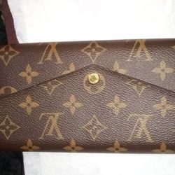 Louise Vuitton 
