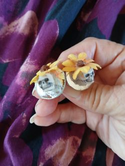Handmade skull earrings