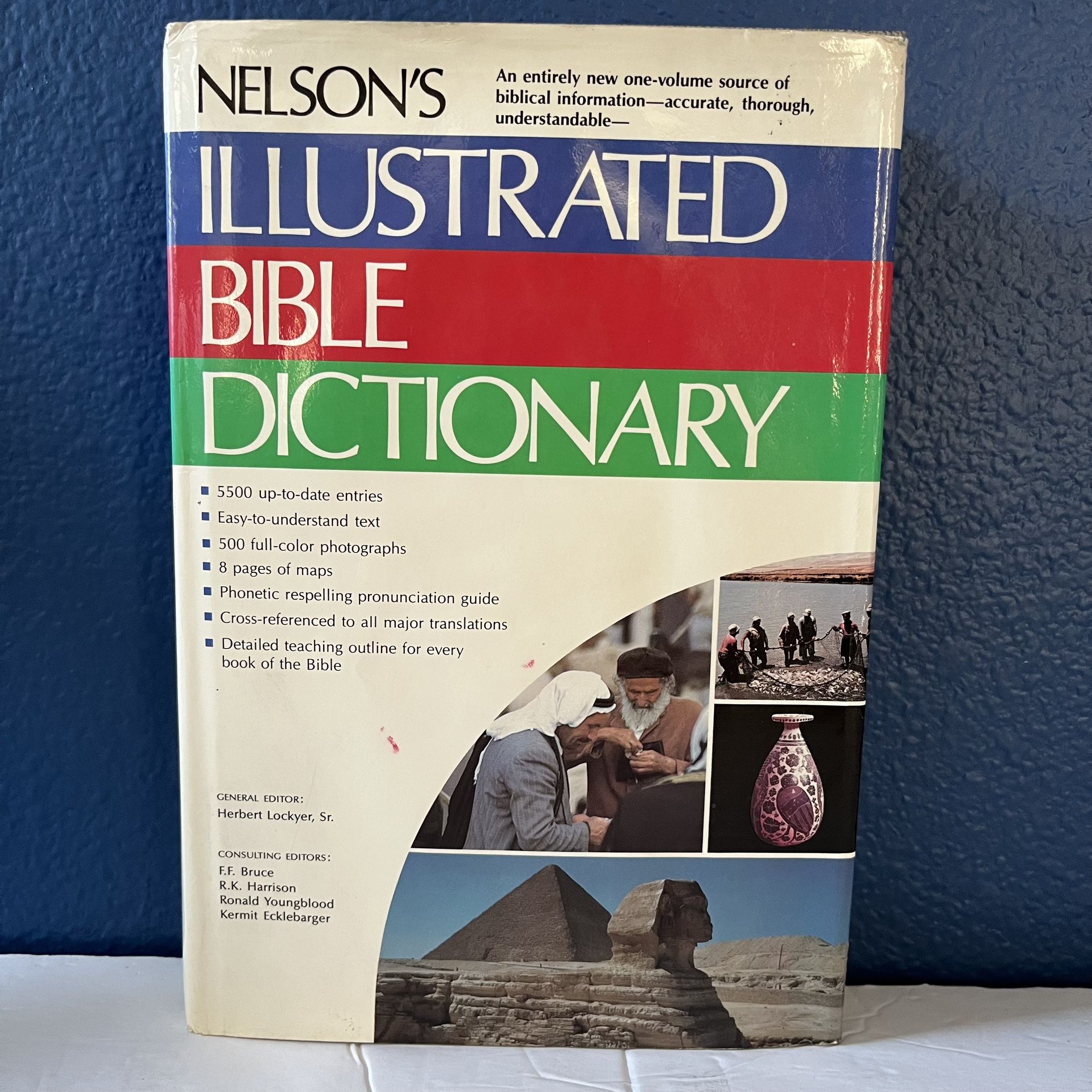Nelson's Illustrated Bible Dictionary -Book by Herbert Sr. Lockyer
