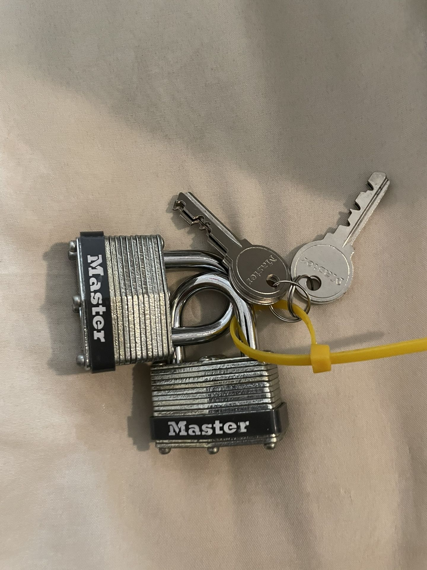 2 - Master Locks 40mm