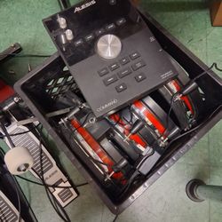 ALESIS COMMAND MESH ELECTRONIC DRUM KIT