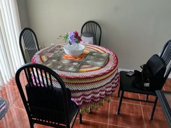 Glass Round table