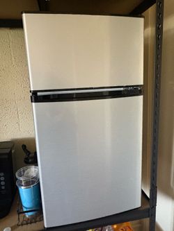 Small compact fridge freezer