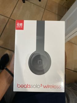 Beats solo 3 wireless BRAND NEW
