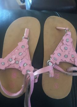 Toddler sandals size 5