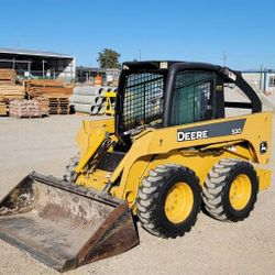 John Deere 320 Skid Steer `06
