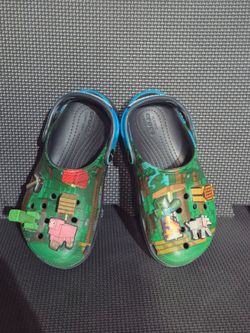 Little kids size 12 Mincraft Crocs