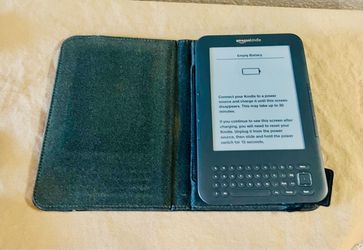 Amazon Kindle Keyboard 3rd Generation 6" Wi-Fi E-Reader Bundle W Case & Cable!!!