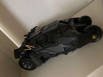Batman The Dark Knight Stealth tumbler w/ Launch batcycle Vehicle