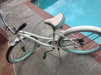 !!Cranbrook Beach Cruiser!!