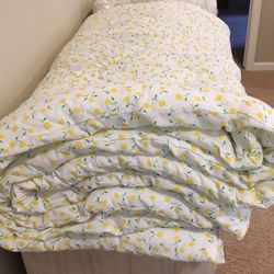 Moving- Comforter, Queen Bed - 2 of 3