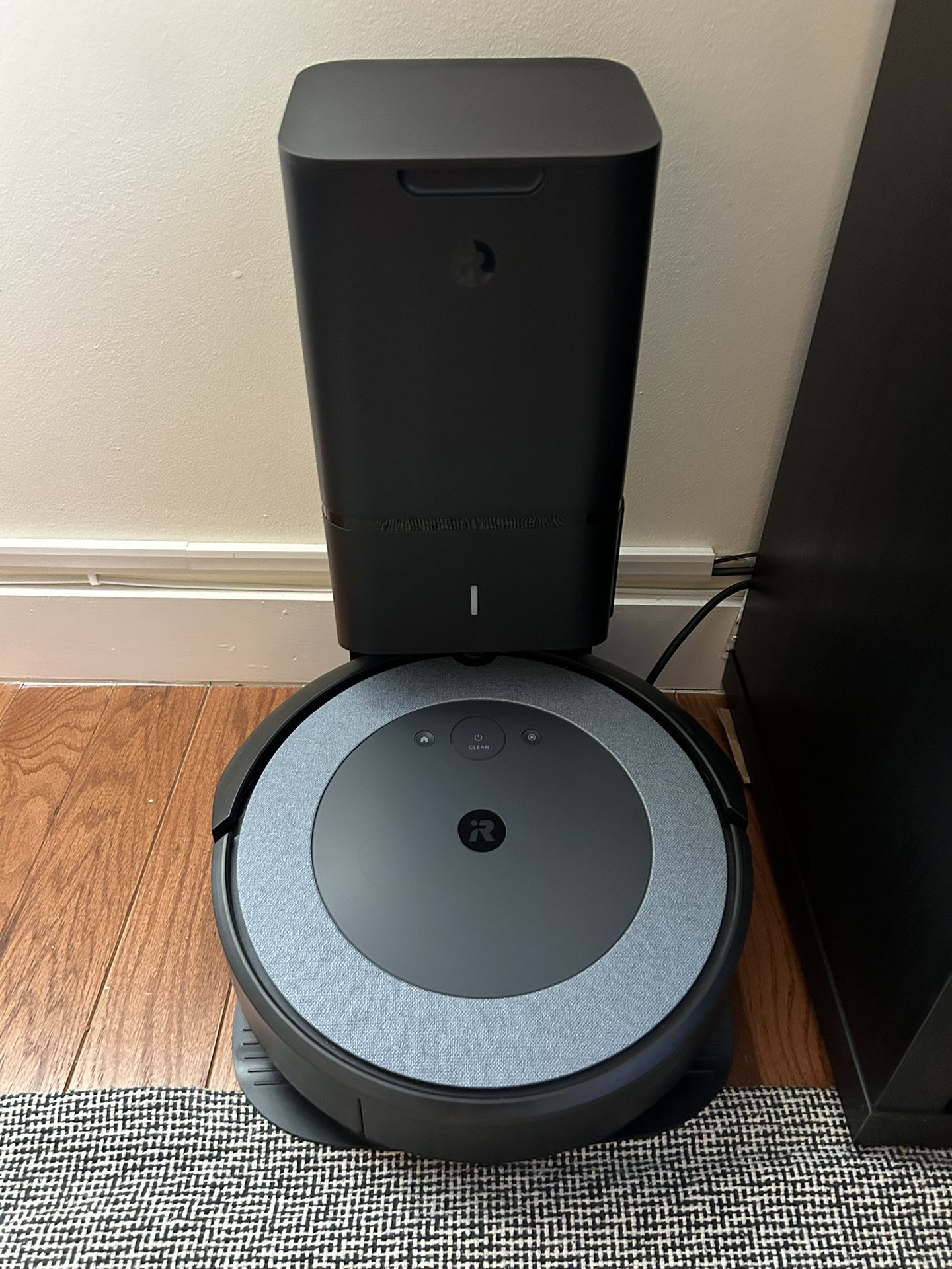 iRobot Roomba i4+ EVO Self Emptying Robot Vacuum