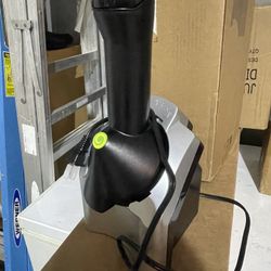 Yonana Frozen Treat Maker     New In Box!!!