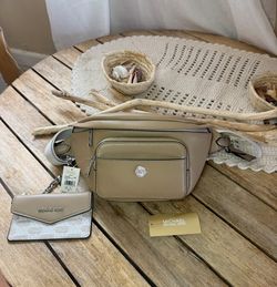 Michael Kors Maisie Crossbody New With Tags! Retail $548