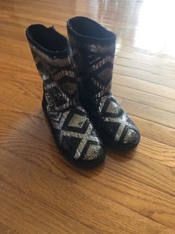 Girl’s boots from Justice
