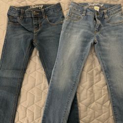 New Little Girl Jeans Size 5T