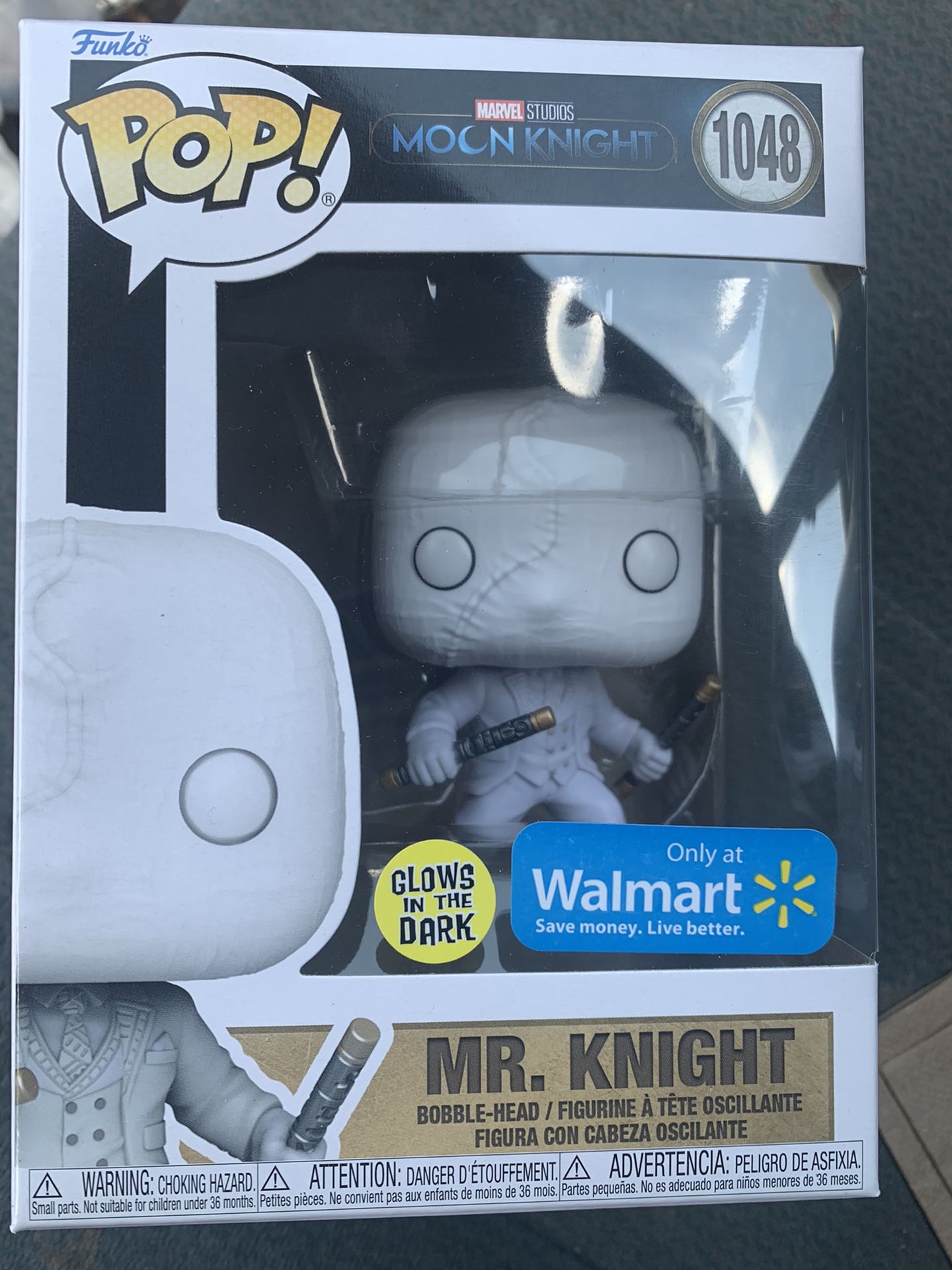 Mr knight Funko Pop (Walmart Exclusive Glow In The Dark)