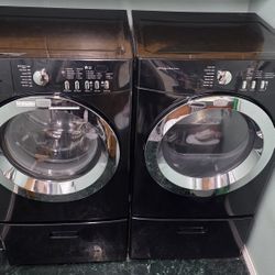 Used Frigidaire Washer and Dryer Combo
