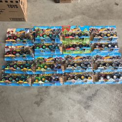 Monster Trucks Two Packs Hotwheels Mattel 