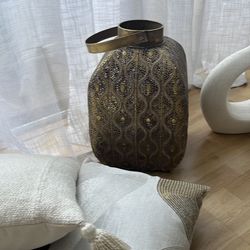 Boho brass lantern & Om chime