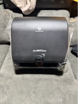 E MOTION NAPKIN DISPENSER
