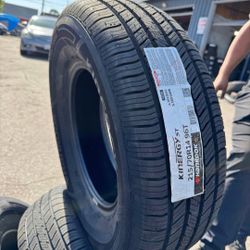 215/70R14 Set Of 4 Hankook New Tires 