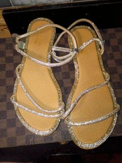 Sandles